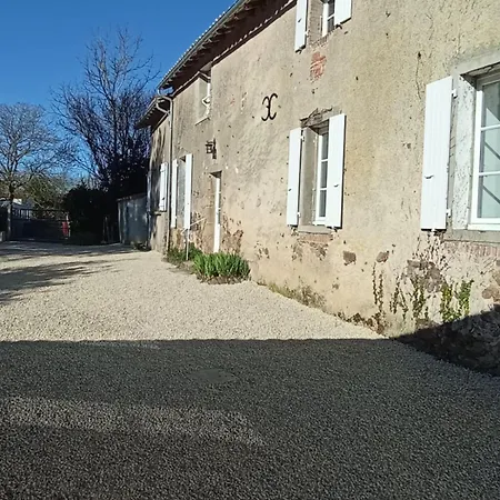 Gite Les Hamac'S 12 Personnes Montravers Exterior photo
